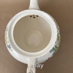 Johnson Bros Windsor Ware GARDEN BOUQUET Teapot Holds 4 Cups c. 1940-70
