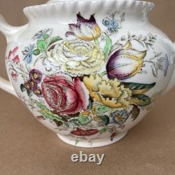 Johnson Bros Windsor Ware GARDEN BOUQUET Teapot Holds 4 Cups c. 1940-70