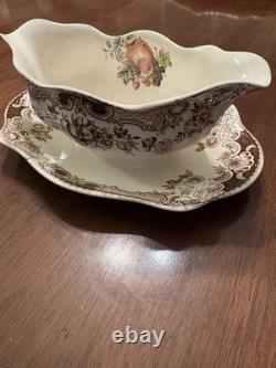 Johnson Bros Windsor Ware Harvest Fruit Gravy Boat Underplate Rare