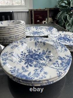 Johnson Brothers Blue Tapestry Dinner Set