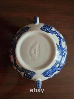Johnson Brothers Blue Willow Vintage-sugar/creamer/ Gravy Boat/underplate/bowl