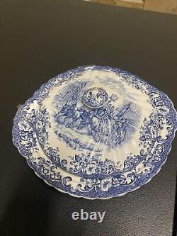 Johnson Brothers COACHING SCENES Blue & White Covered Dish