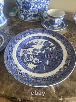 Johnson Brothers Classic Willow Blue Serves Twelve Place Settings/60 Pcs England