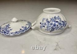 Johnson Brothers Devon Cottage Blue 13-Piece Tea Set Teapot Cups & Saucers