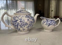Johnson Brothers Devon Cottage Blue 13-Piece Tea Set Teapot Cups & Saucers