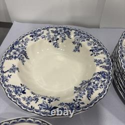 Johnson Brothers Devon Cottage Blue & White 13 pc Dinnerware Set