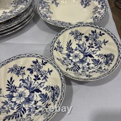 Johnson Brothers Devon Cottage Blue & White 13 pc Dinnerware Set