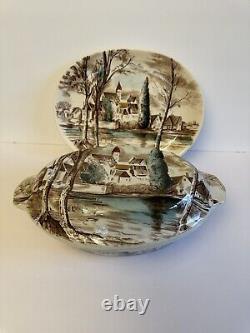 Johnson Brothers Dream Town Covered Casserole Dish And Oval Serving Plate