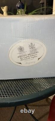 Johnson Brothers Finlandia Regency Blue White Ceramic Dinner Set England 1982