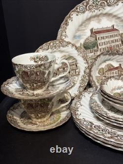 Johnson Brothers Heritage Hall 24 pcs, 6 pc Place Setting, Service for 4 England