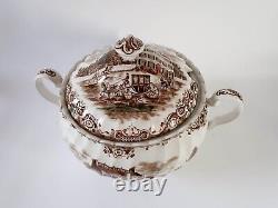 Johnson Brothers Heritage Hall Soup Tureen Georgian Townhouse NO LADLE