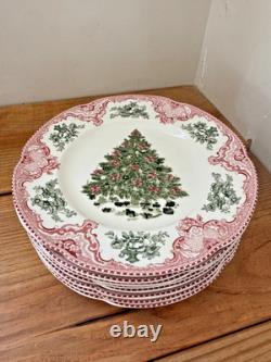 Johnson Brothers Old Britain Castles Christmas Green Tree Dinner Plate 10.5 Eng