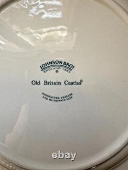 Johnson Brothers Old Britain Castles Christmas Green Tree Dinner Plate 10.5 Eng