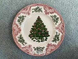 Johnson Brothers Old Britain Castles Christmas Tree Dinner Plates 10.5 Set of 2