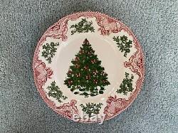 Johnson Brothers Old Britain Castles Christmas Tree Dinner Plates 10.5 Set of 2