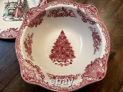 Johnson Brothers Old Britain Castles Pink Christmas Round Vegetable Bowl RARE