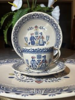 Johnson Brothers Old Granite Hearts & Flowers 20-Piece Dinner Set Vintage