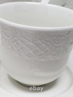 Johnson Brothers Richmond White 12 Coffee/Tea Cups WithSaucers Embossed Trellis