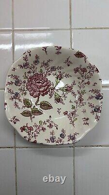 Johnson Brothers Rose Chintz 30 Piece Lot Pre-Owned Spring Valentine's Day