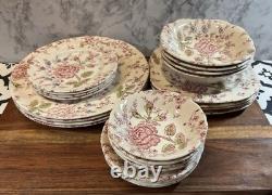 Johnson Brothers Rose Chintz Ironstone made in England 24 Piece Black Label O1