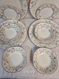 Johnson Brothers SUMMER CHINTZ Set of 20 Pc Dinner Set SERVICE FOR 4