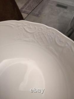 Johnson Brothers Set 9 Richmond White Cereal Bowls Pristine Condition