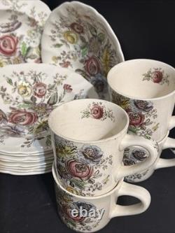 Johnson Brothers Sheraton Dinnerware Lot of 35 pcs (Plates Bowls & Cups) England