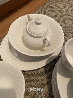 Johnson Brothers Snowhite Regency Eight Place Settings Plus Servings Pcs