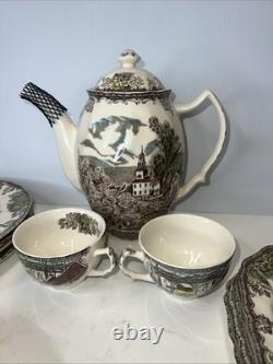 Johnson Brothers The Friendly Village 22 Pc Set Village Green England