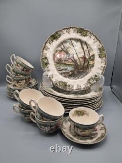 Johnson Brothers The Friendly Village Dinner Plates W Teacups & Saucers