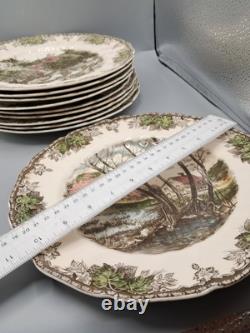 Johnson Brothers The Friendly Village Dinner Plates W Teacups & Saucers