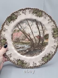 Johnson Brothers The Friendly Village Dinner Plates W Teacups & Saucers