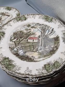 Johnson Brothers The Friendly Village Dinner Plates W Teacups & Saucers