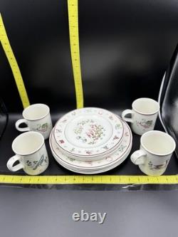 Johnson Brothers The Twelve Days of Christmas 3-Piece Place Setting X 4