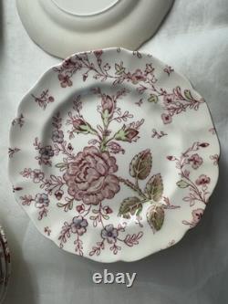 Johnson brothers rose chintz Set Of 58 Pieces