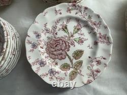 Johnson brothers rose chintz Set Of 58 Pieces