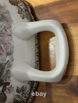LARGE Johnson Brothers THE FRIENDLY VILLAGE Tureen with Lid 13.25- England, EUC