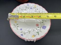 Set 35 Piece China Summer Chintz Johnson Brothers, Includes Serving pieces