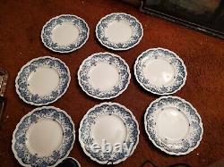 Set Of 8 Johnson Bros Dartmouth 9 7/8 In Dinner Plates Rare Pattern