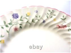 Set of 20-Pc Vintage Johnson Brothers Summer Chintz China Dinnerware for 4