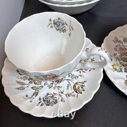 VTG Johnson Bros STAFFORDSHIRE BOUQUET 4, 7 Piece Place Settings 28 Total Pieces
