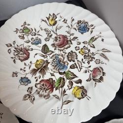 VTG Johnson Bros STAFFORDSHIRE BOUQUET 4, 7 Piece Place Settings 28 Total Pieces