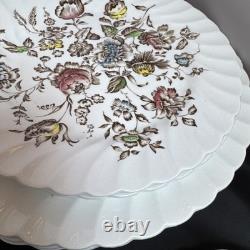 VTG Johnson Bros STAFFORDSHIRE BOUQUET 4, 7 Piece Place Settings 28 Total Pieces
