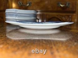 VTG Set of 12 Johnson Brothers Blue Willow Porcelain Square Salad Plates 7 3/4