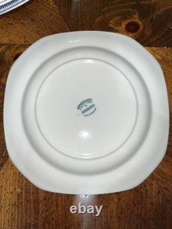 VTG Set of 12 Johnson Brothers Blue Willow Porcelain Square Salad Plates 7 3/4
