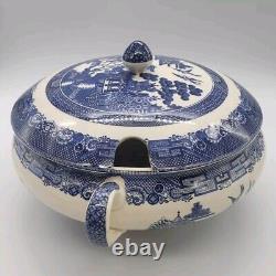 Vintage Johnson Bros Blue Willow 10 Soup Tureen (M)