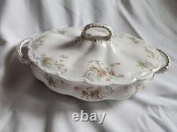 Vintage Johnson Bros England Ironstone Covered Serving Dish/Soup Tureen