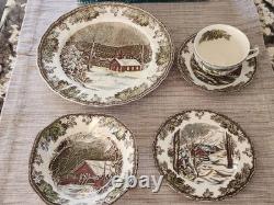 Vintage Johnson Bros Friendly Village China 5 Piece Place Setting NEW