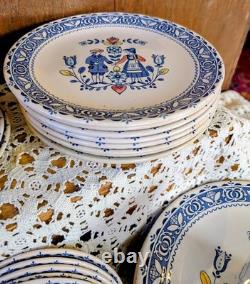 Vintage Johnson Bros Hearts & Flowers Dinnerware, 54 Pieces, Ironstone Dishes