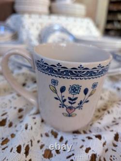 Vintage Johnson Bros Hearts & Flowers Dinnerware, 54 Pieces, Ironstone Dishes